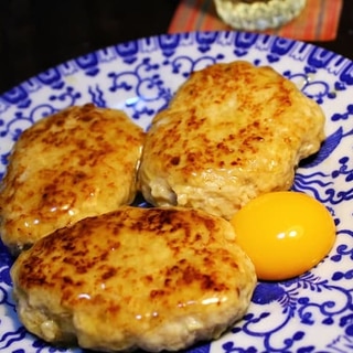 つくねハンバーグ＊餡かけ黄身のっけ